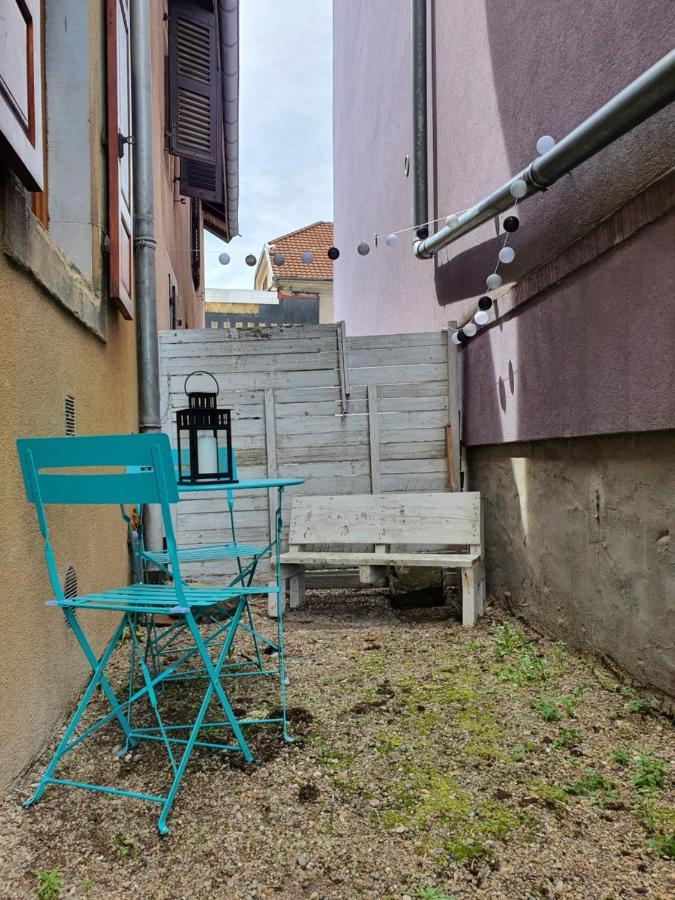 Appartement Industriel avec petite terrasse Belfort Extérieur photo